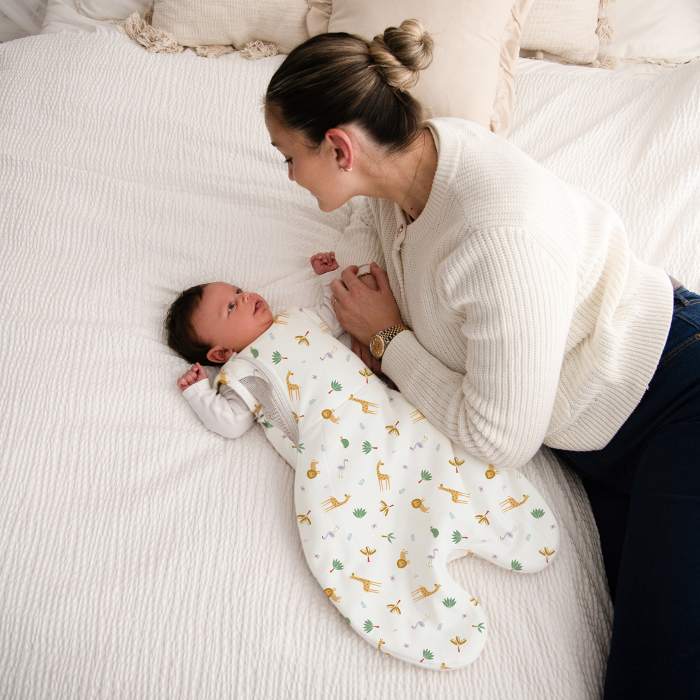 Swaddle to Sleep Bag 2.5 Tog - 0-4M All Seasons